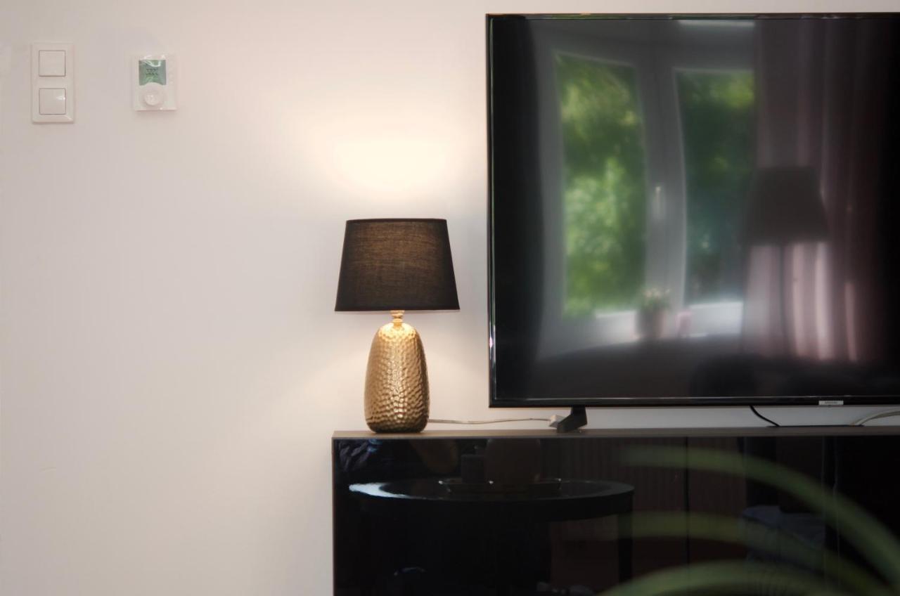Apartament Nowe Miasto - Skwer Malarzy Гожов Велкополски Екстериор снимка