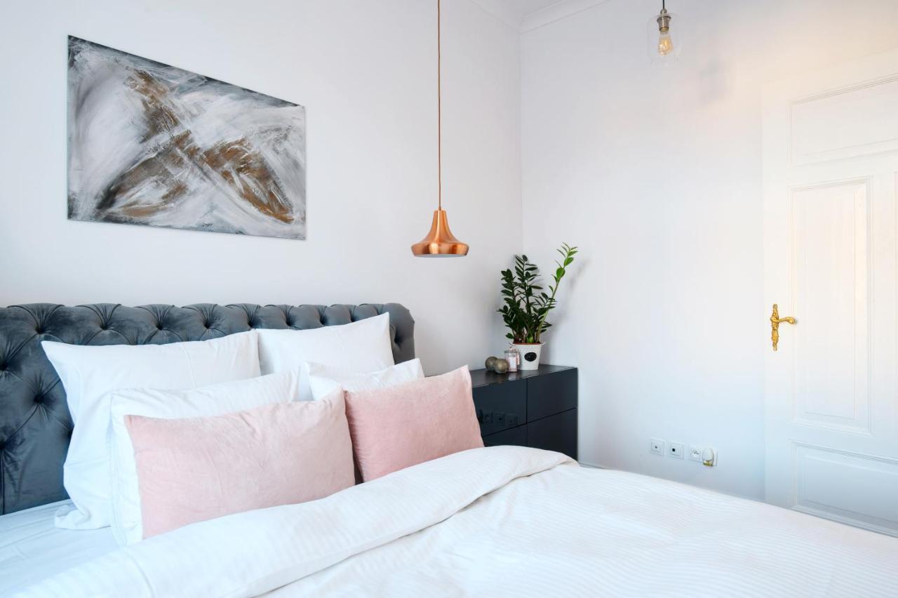 Apartament Nowe Miasto - Skwer Malarzy Гожов Велкополски Екстериор снимка